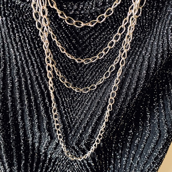 Women’s black mini dress 🖤 - Picture 6 of 10